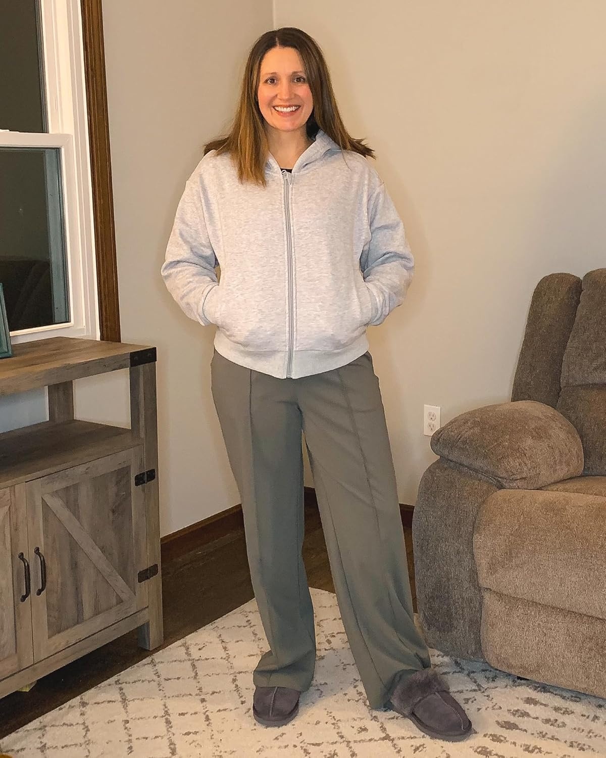 Stelle Zip Up Hoodies for Women Fleece Crop Jackets Long Sleeve Hooded Sweatshirts with Pockets Casual Coat(Light Grey)