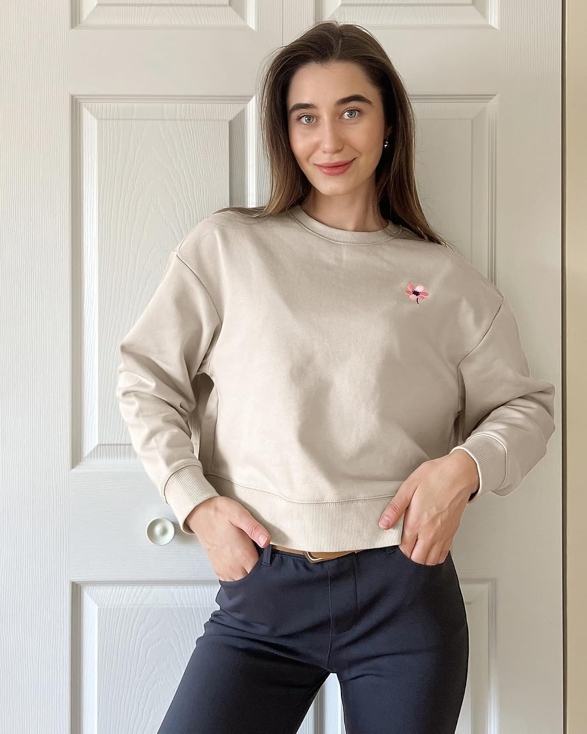 Stelle Cropped Sweatshirt for Women Crewneck Pullover Tops Oversized Long Sleeve Lightweight Casual Cotton Sweat Shirts(Oat Milk)
