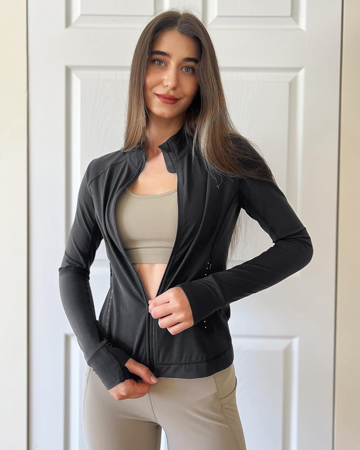 Stelle Women’s Zip Up Jackets Lightweight Athletic Running Jacket Workout Slim Fit Yoga Track Clothes with Thumb Holes(Charcoal)