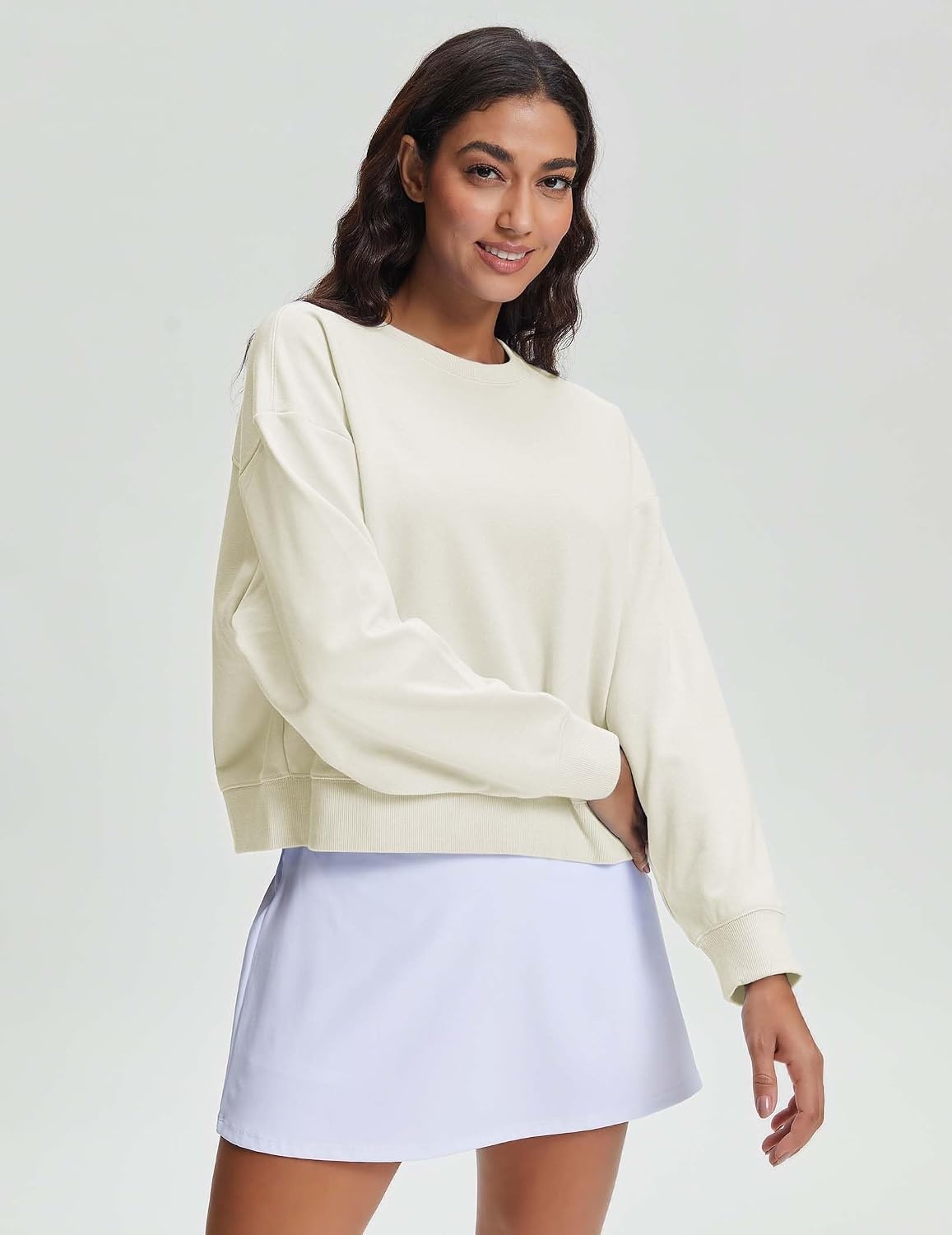 Stelle Women’s Cropped Crewneck Sweatshirt Relaxed Fit Casual Everyday | Soft lining, Ribbed cuffs, Lightweight warmth, Layering essential, Lounge, Travel, Streetwear(Off-white)