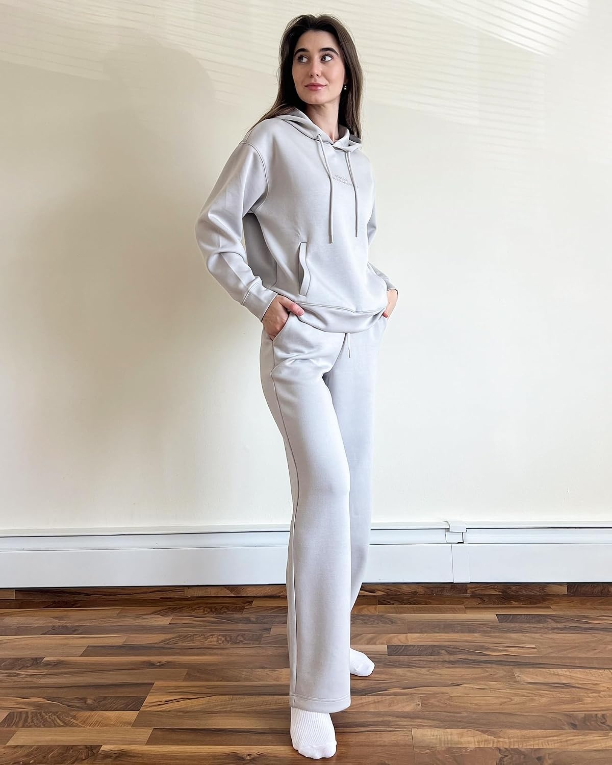 Stelle Sweat Suits for Womens 2 Piece Sweat Set Long Sleeve Hoodie Sweatsuits Sets Drawstring Sweatpants with Pockets(Light Grey)