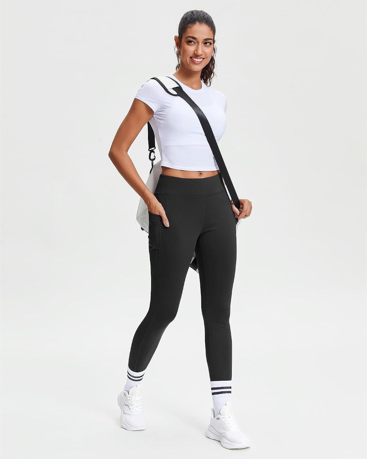 Stelle 27″ Fleece Lined High-Waisted Women Leggings with Pockets for Winter(Black)