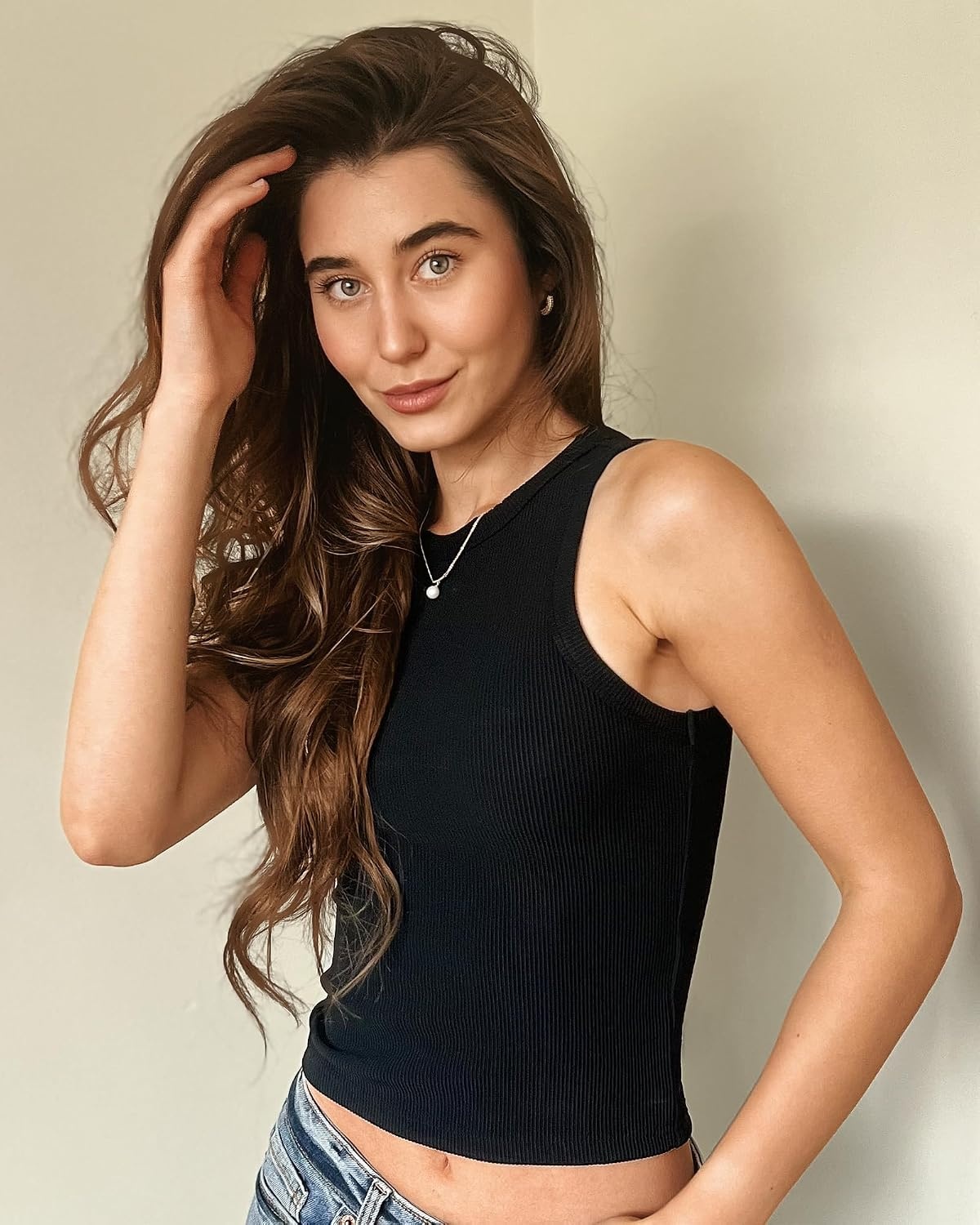 Stelle Ribbed Tank Tops for Women High Neck Sleeveless Cami Stretch Slim Top Casual Workout Basic Tshirt(Black)