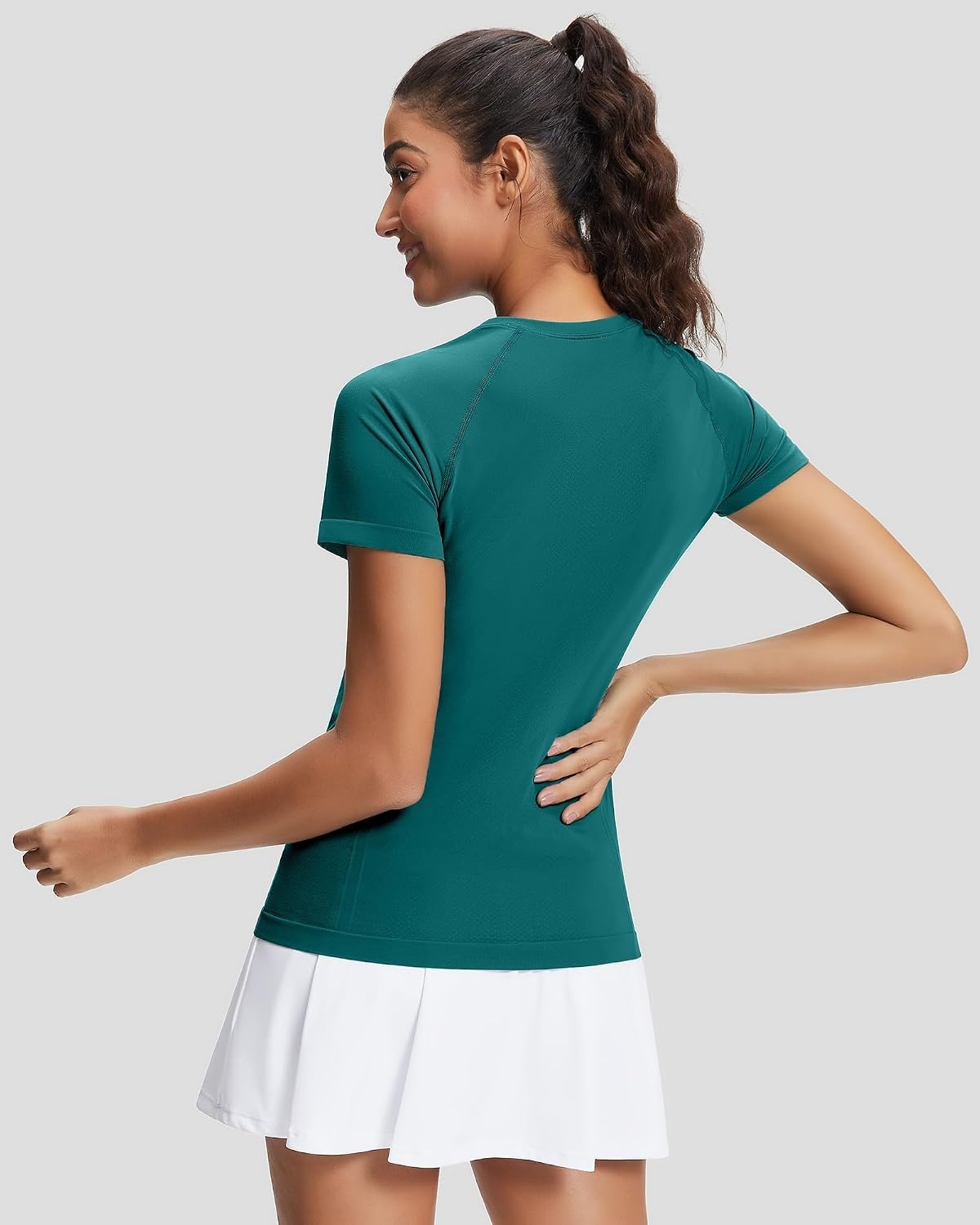 Stelle Womens Workout Tops Short Sleeve Seamless Moisture Wicking Yoga Tees | Meamless Fabric,Quick-Drying,Mesh Ventilation,Slim-Fit Silhouette,Raglan Sleeves,For Running,Tennis And Gym Workout(Emerald)
