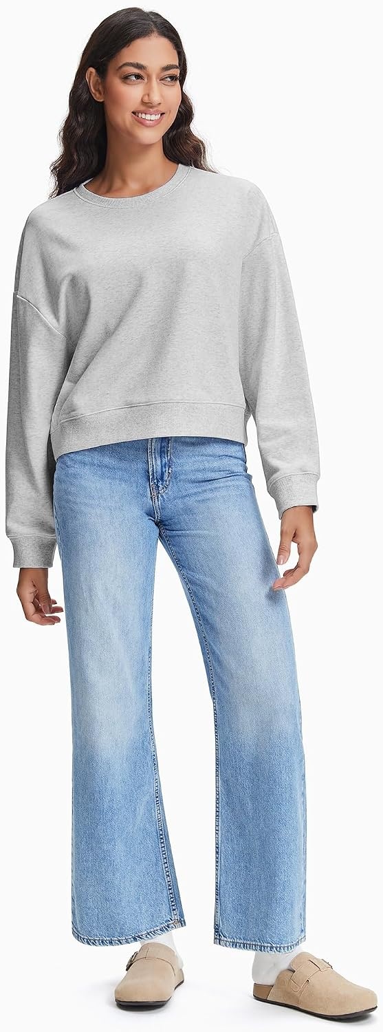Stelle Cropped Sweatshirts for Women Cotton Long Sleeve Crop Tops Crewneck Pullover Oversized Sweater(Neutral Grey)