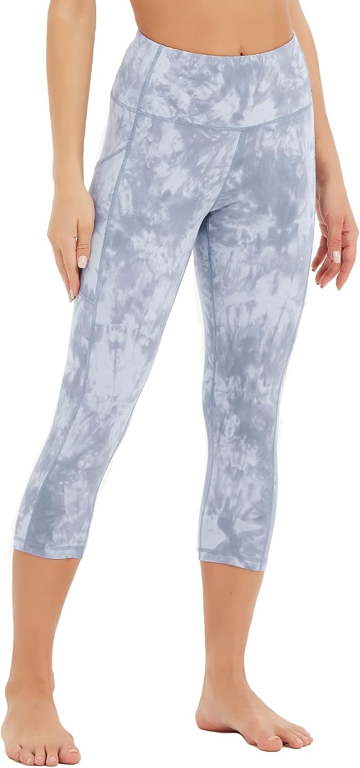 Stelle Women’s Capri Yoga Pants with Pockets Essential High Waisted Leggings for Workout(Nylon-tie Dye Grey)