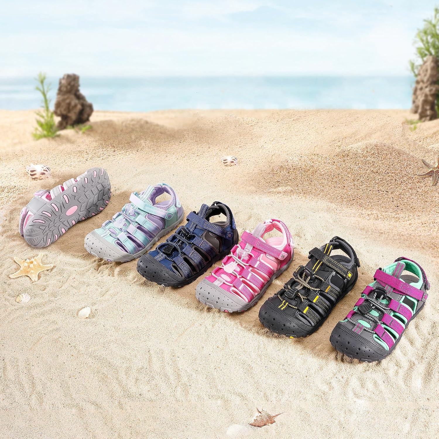 Stelle Girls Closed-Toe Water Hiking Beach Outdoor Sport Sandals(Black)