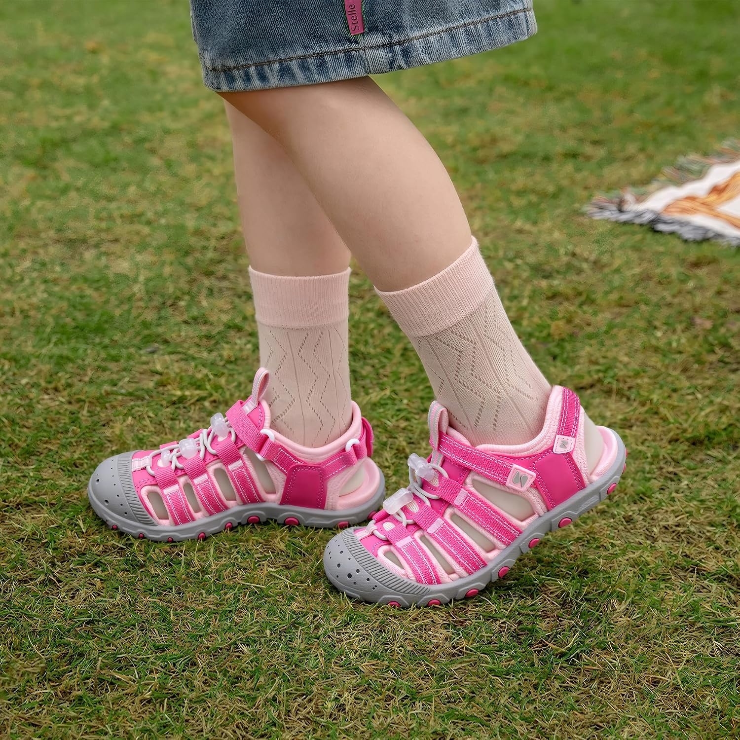 Stelle Girls Closed-Toe Water Hiking Beach Outdoor Sport Sandals | Adjustable Hook-and-Loop Straps Boys & Girls Athletic Shoes Summer Everyday Wear Quick-Drying Materials Toddler to Big Kids(Fuchsia)