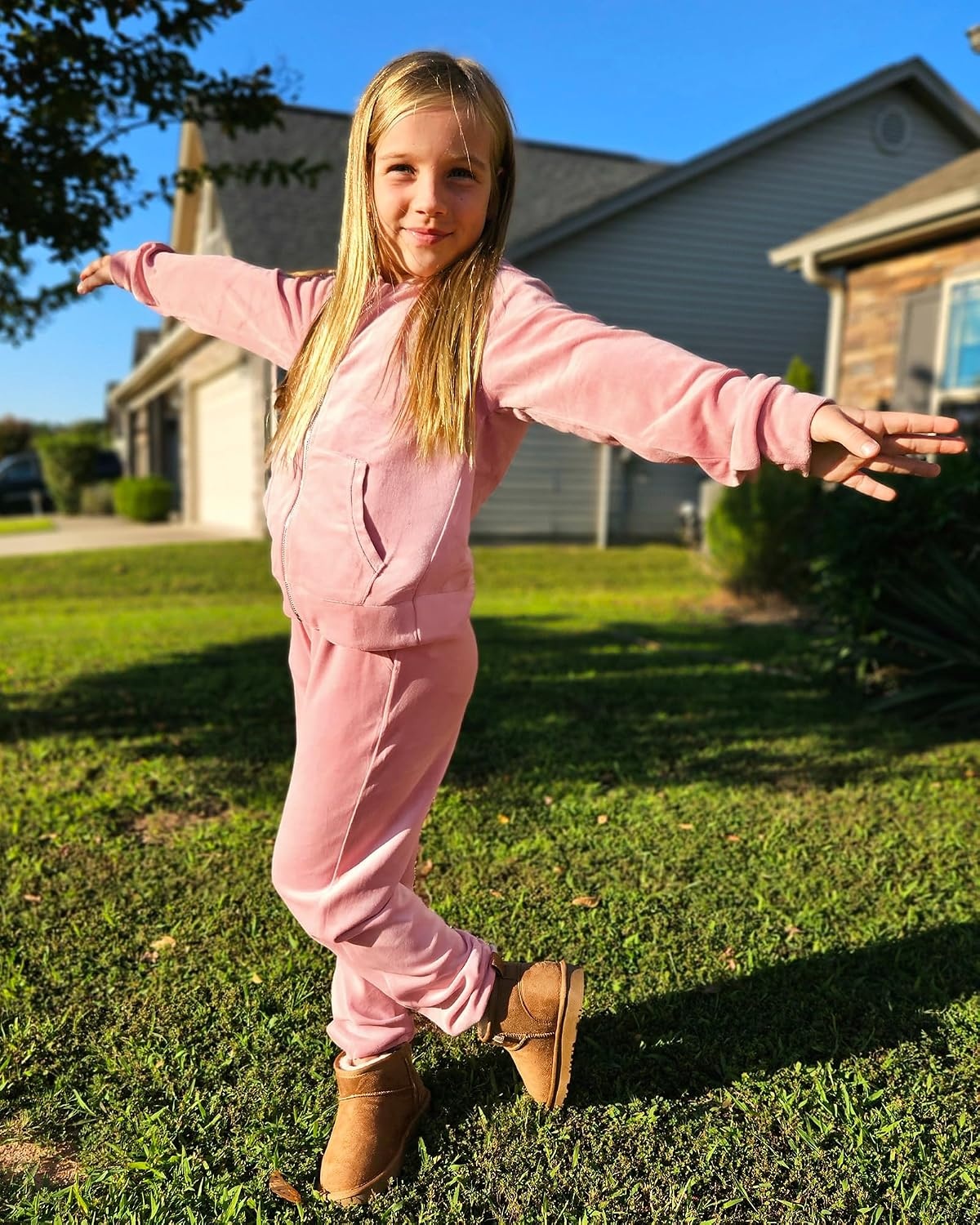 Stelle Girls Velour Tracksuits Zip Up Hoodies Joggers with Pockets 5-15 Y | Sweatshirt with Pockets,Chin Guard,Elastic Waist,Fall Winter Outfits,Holiday,Christmas,Toddler,Little Girl ,Tween,Teen,Preppy(Rose Clay)
