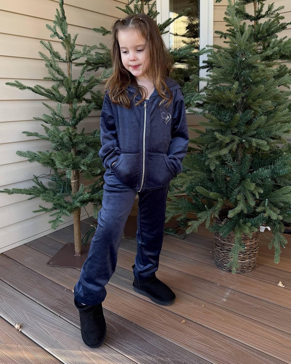 Stelle Girls Velour Tracksuits Zip Up Hoodies Joggers with Pockets 5-15 Y | Sweatshirt with Pockets,Chin Guard,Elastic Waist,Fall Winter Outfits,Holiday,Christmas,Toddler,Little Girl ,Tween,Teen,Preppy(Navy)