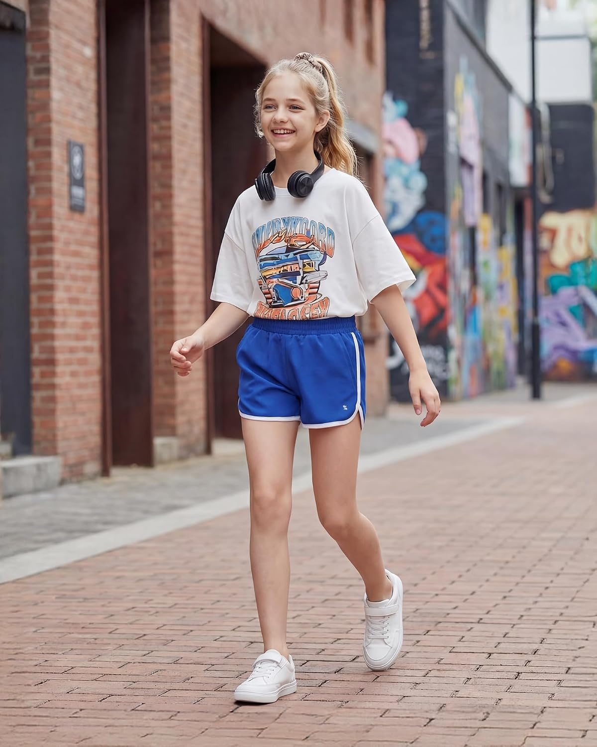 Stelle Girls Athletic Shorts with Pockets Quick Dry Running Shorts Gymnastics Basketball Short for Teen Kids(Royal Blue)