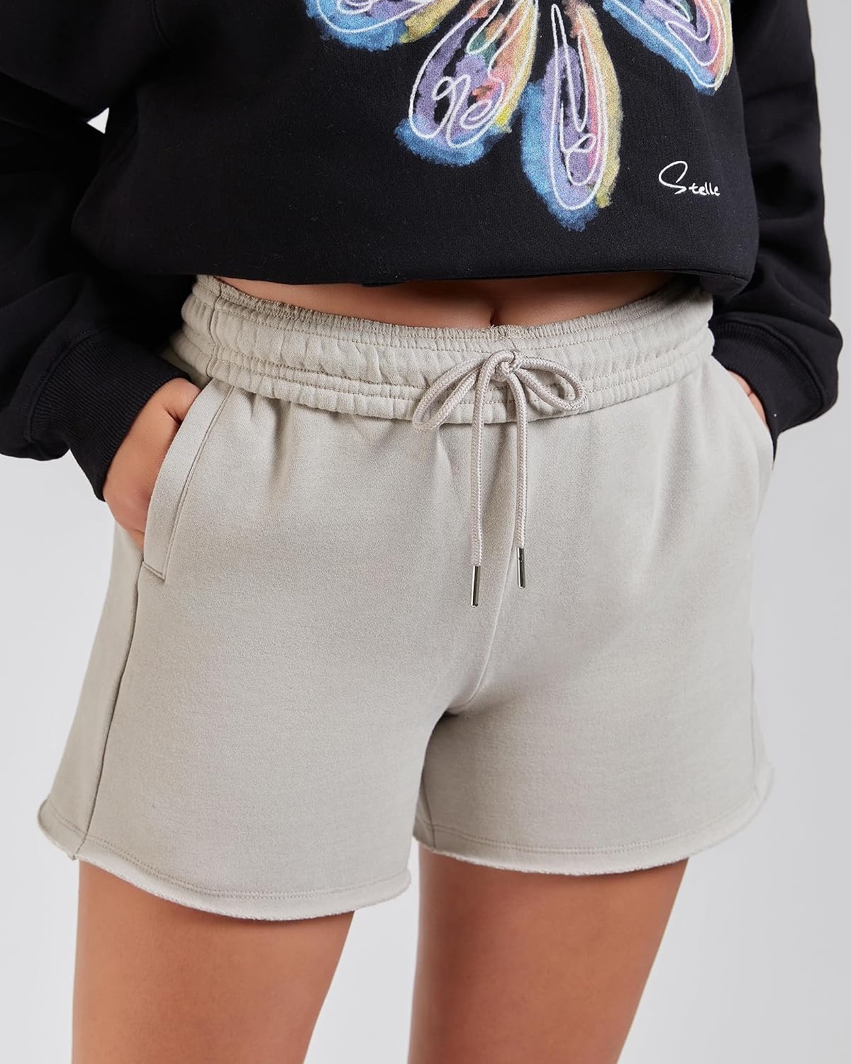 Stelle Women’s Sweat Shorts Casual Drawstring Shorts Comfy Cotton High Waisted Workout Lounge Shorts with Pockets(Light Gray (Sweat Shorts))