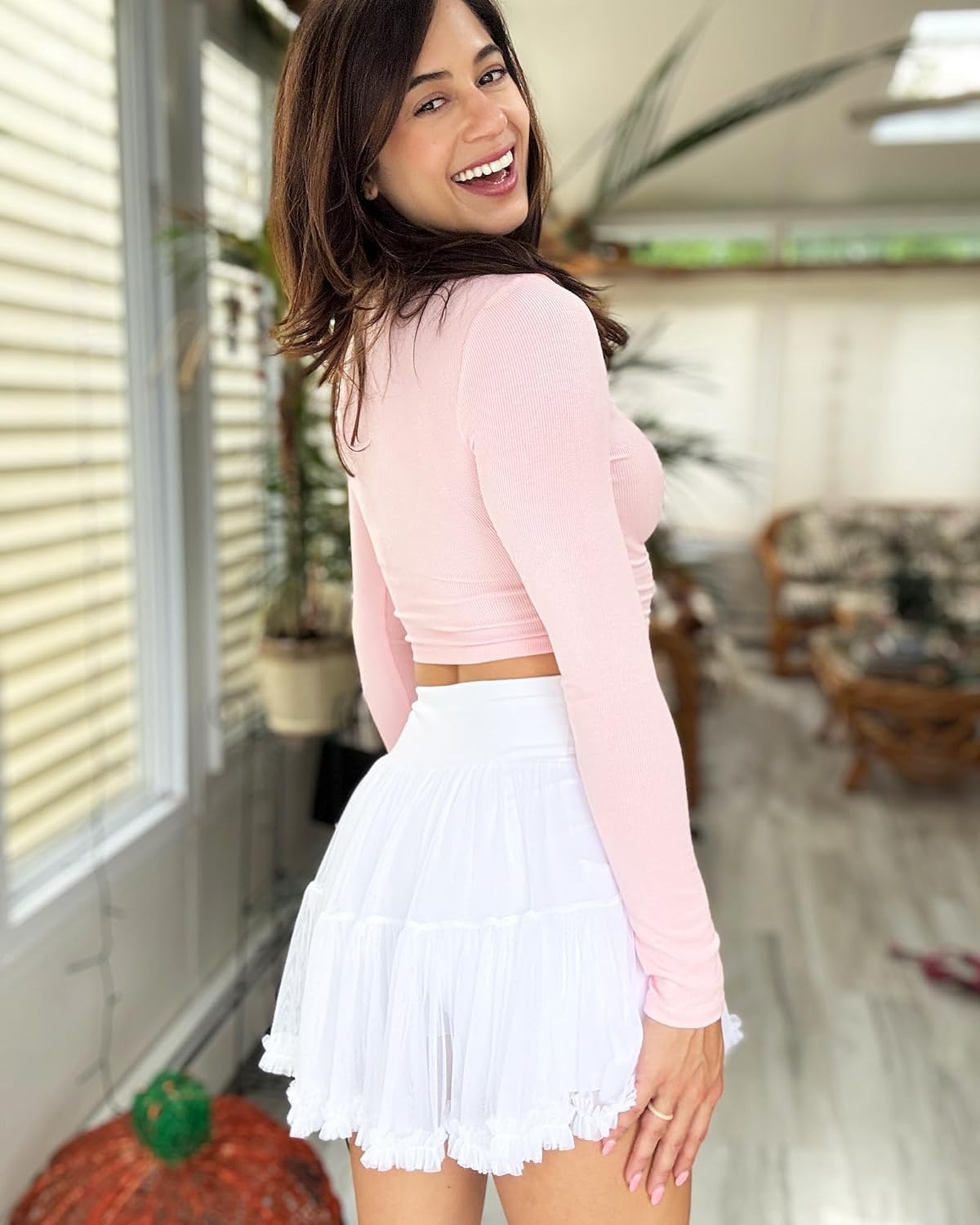 Stelle Women’s High Waist Athletic Skorts with Shorts Pockets Ruffle Flowy Mini Cake Skirt Layered Pleated Cute Casual Summer(White)