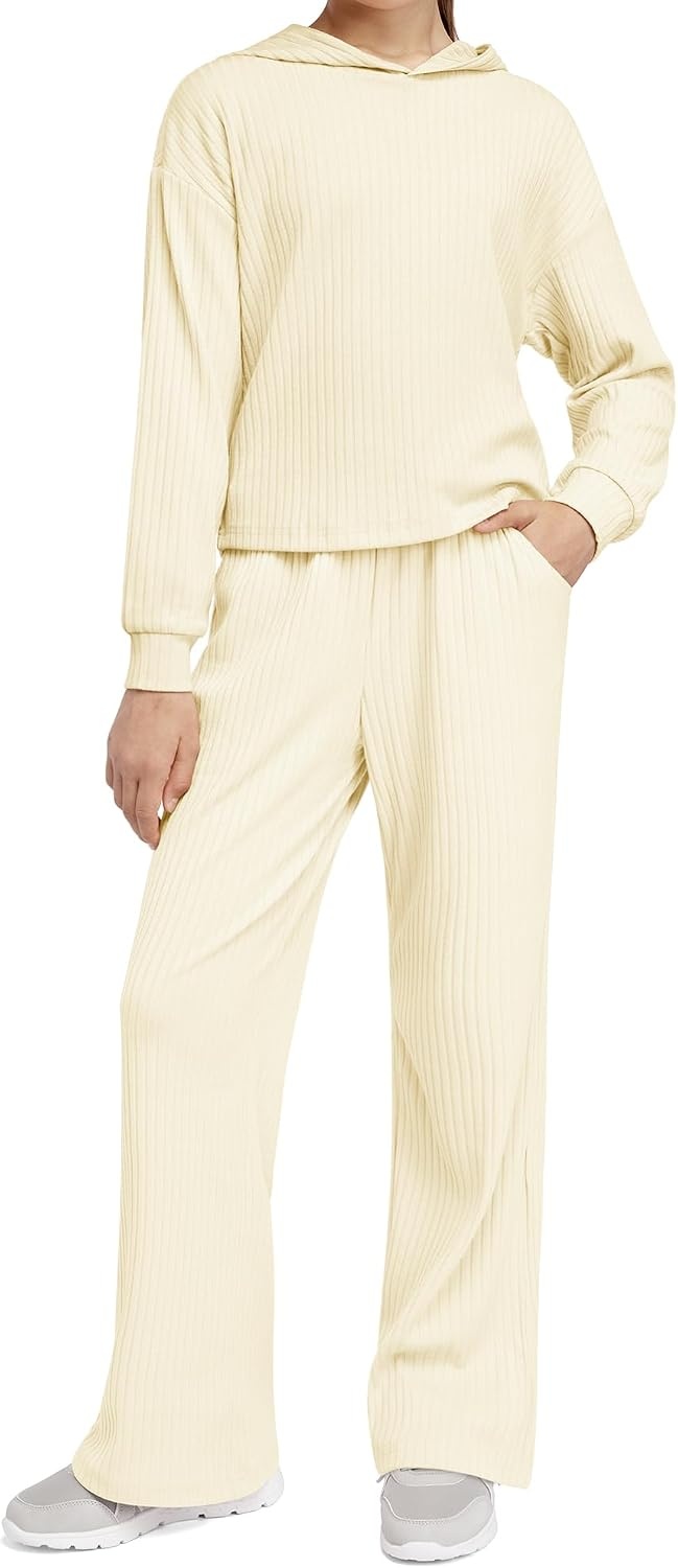 Stelle Girls 2 Piece Fall Outfits Lounge Set 5-15 Y | Sweatpants with Pockets,Ribbed Long Sleeve Pullover Hoodie,Elastic Waist,Stretch Lightweight Comfortable Easy Pull On(Creme)