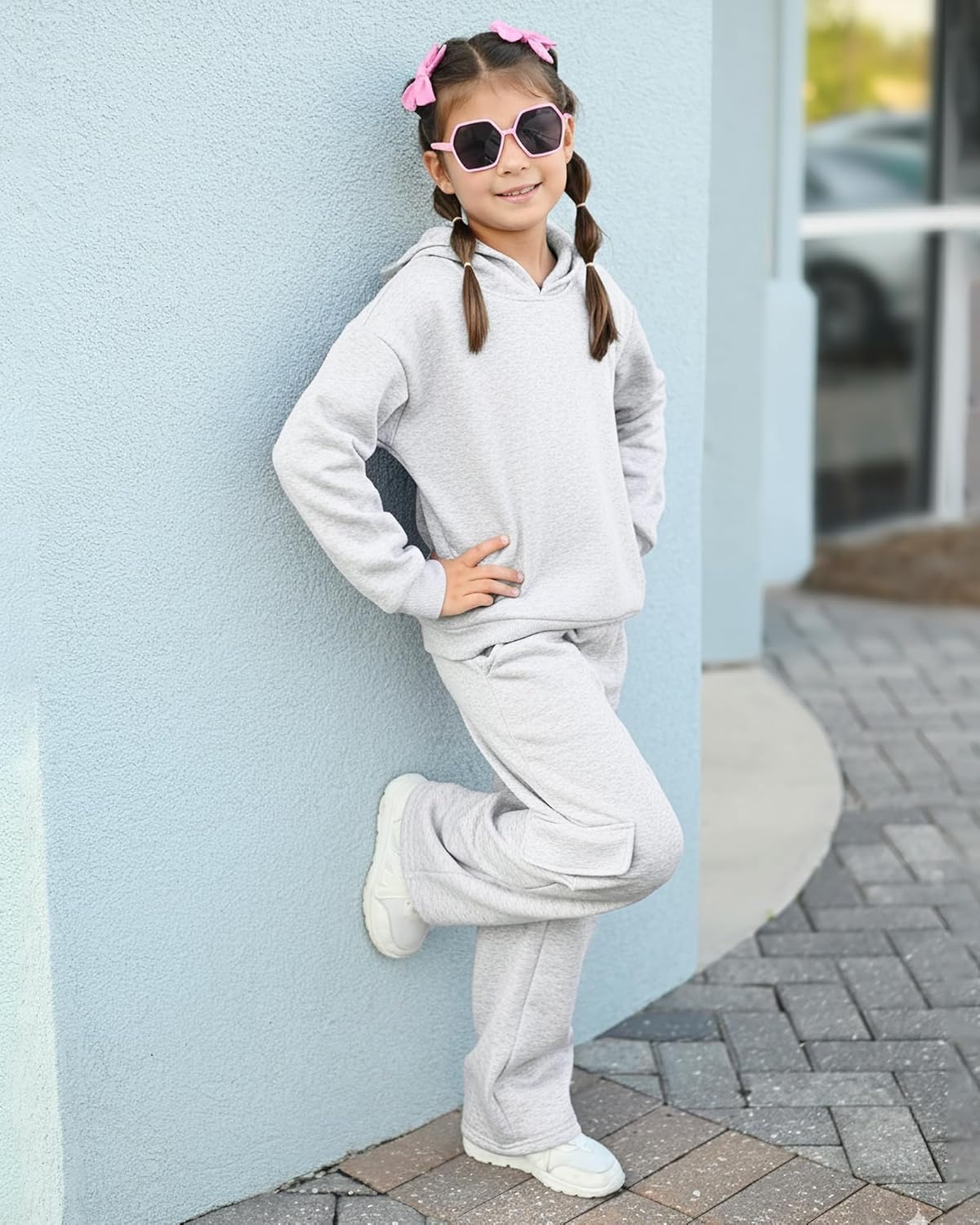 Stelle Girls 2 Pieces Athletic Sweatsuit Casual Sweatshirts and Pants Long Sleeve Pull Over Outfits Sets(Light Heather Grey)