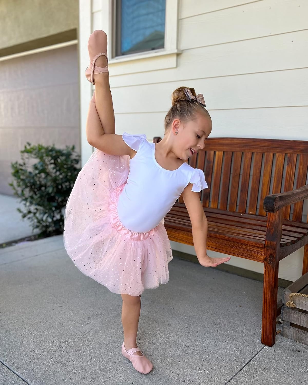 Stelle Girls Leotards Black Ballet Dance Leotards Ruffle Short Sleeve Gymnastics Outfits(Toddler/Little Kid/Big Kid)(White)