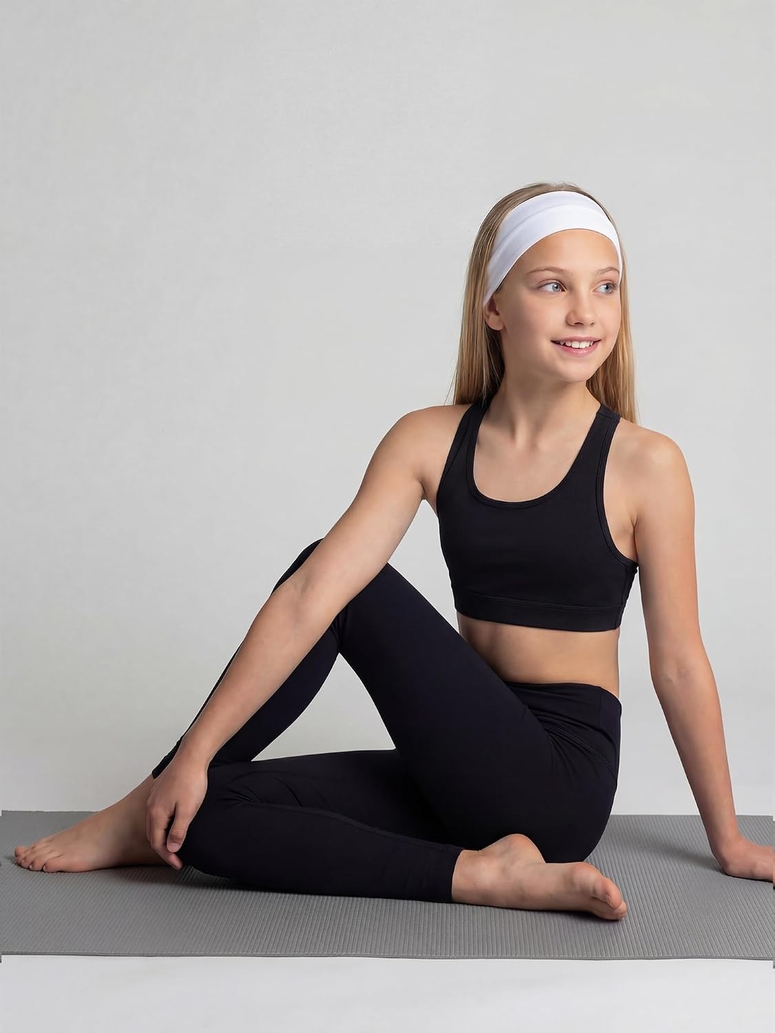 Stelle Girls Racerback Sports Bra Training Bra for Girls 6-15Y | Removable Pads, Light Support, Soft, Breathable, Scoop Neck, Training Bra, Athletic, Dance, Yoga Crop Top for Teens Kids(Black)